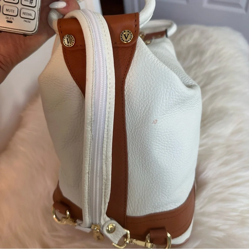 NWOT Italian White Brown Embosed Leather Convertible Backpack / Handbag w/Zipper